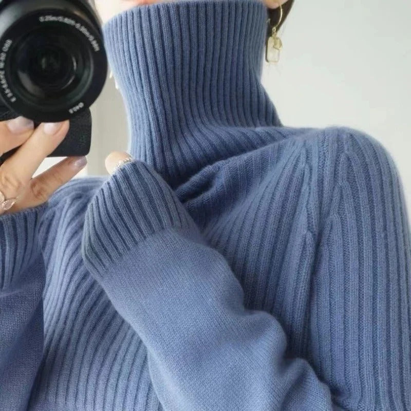 Cashmere Turtleneck Sweater with Lightweight Warmth and Ribbed Cuffs, Relaxed Fit Valideals Outlet