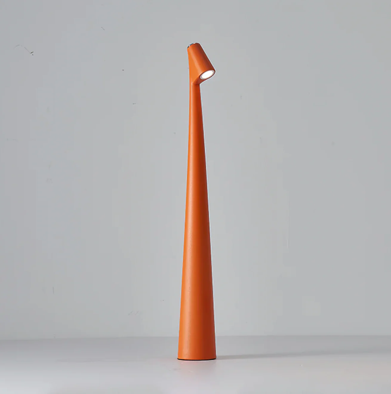 Mood Lamp with Touch Control and Adjustable Warm-to-Cool Light, 1800 mAh Battery, IP54 Valideals Outlet